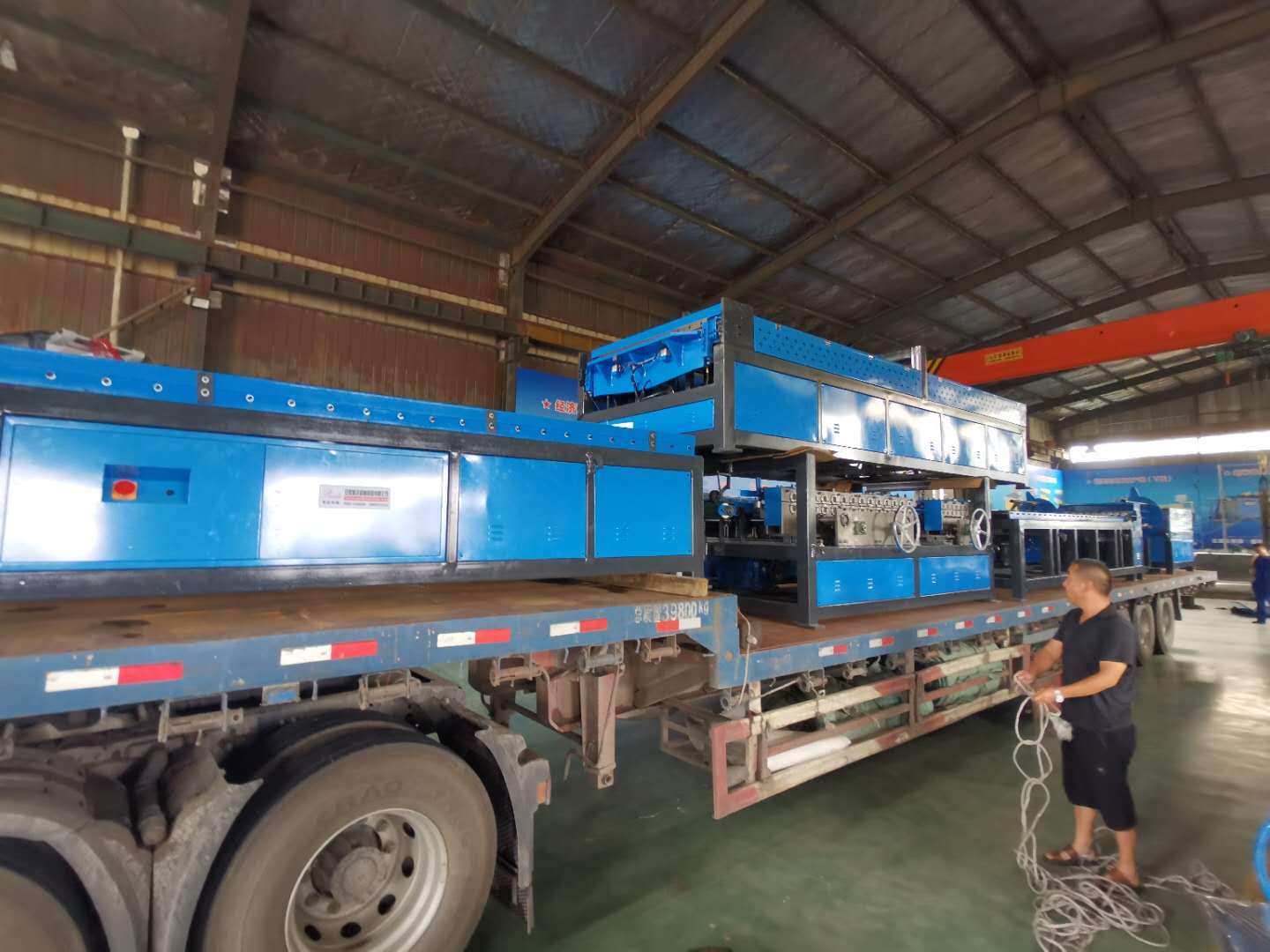 湖(hú)南(nán)衡陽易總采購(gòu)U型風(fēng)管生(shēng)産線